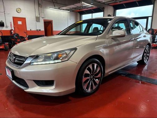 Champagne Frost Pearl 2014 Honda Accord Hybrid Base