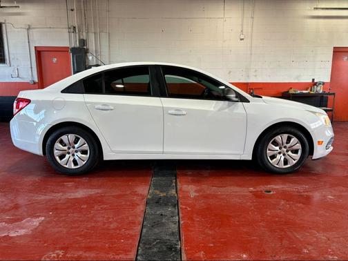 2015 Chevrolet Cruze LS