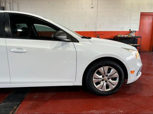 2015 Chevrolet Cruze LS