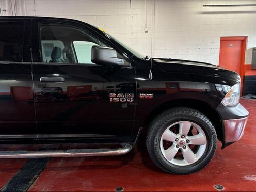 Black 2017 RAM 1500 SLT
