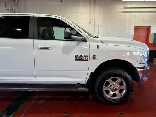 2016 RAM 3500 SLT