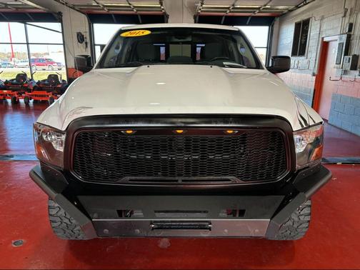 2015 RAM 1500 SLT