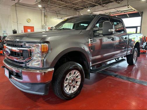 Carbonized Gray Metallic 2022 Ford F-250 XLT