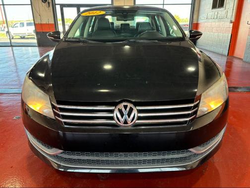 2012 Volkswagen Passat 2.5 SE