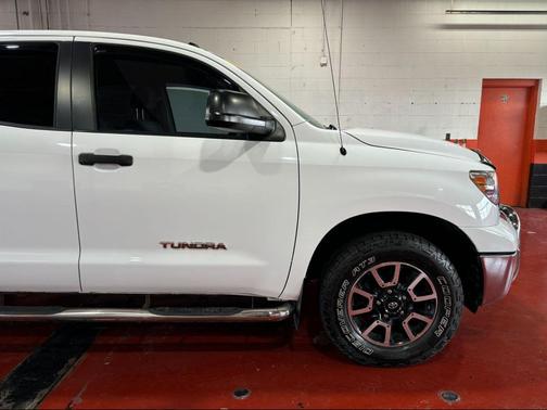 2012 Toyota Tundra Grade