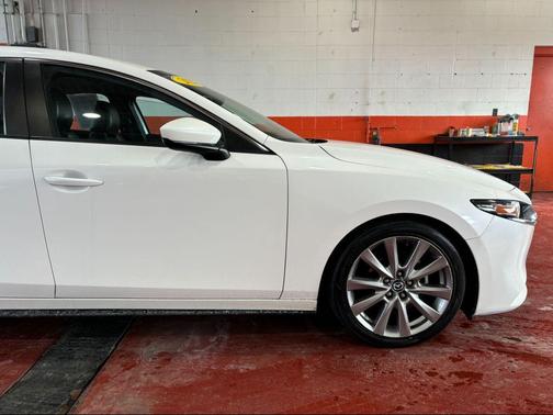 2021 Mazda Mazda3 FWD w/Select Package