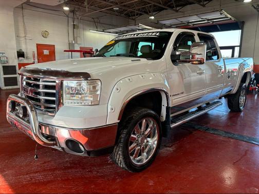 2009 GMC Sierra 2500 SLT Crew Cab