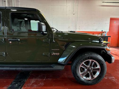 2021 Jeep Wrangler Unlimited Sahara