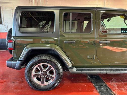 2021 Jeep Wrangler Unlimited Sahara
