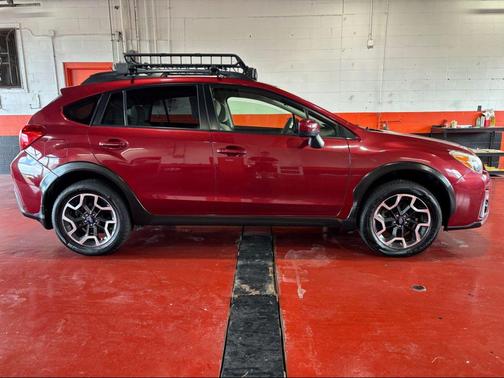 Venetian Red Pearl 2016 Subaru Crosstrek 2.0i Premium