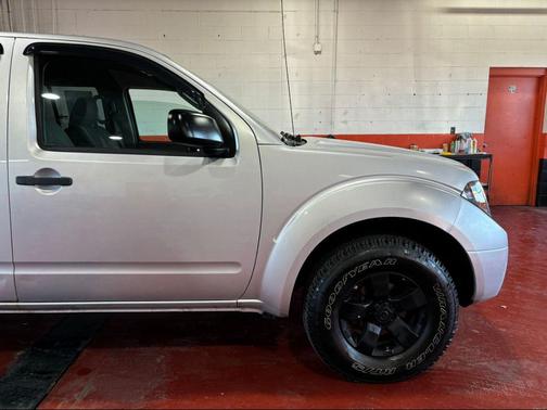 2013 Nissan Frontier SV