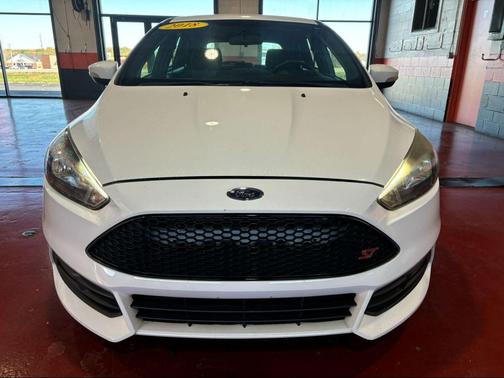 2018 Ford Focus ST