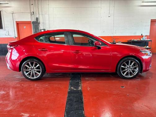 2018 Mazda Mazda3 Grand Touring