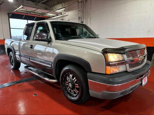 2004 Chevrolet Silverado 1500 LS Extended Cab