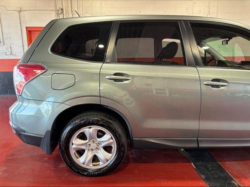 2014 Subaru Forester 2.5i