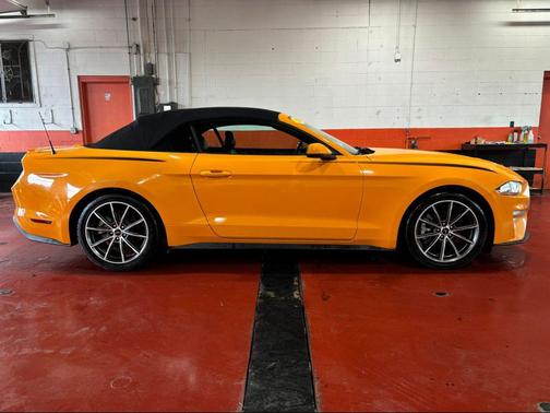Orange Fury Metallic Tri-Coat 2019 Ford Mustang EcoBoost Premium