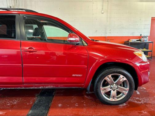 2010 Toyota RAV4 Sport