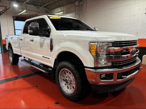 2017 Ford F-350 Lariat