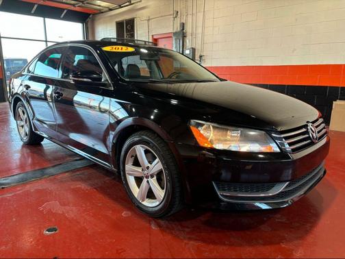 2012 Volkswagen Passat 2.5 SE