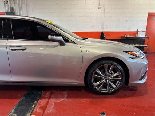 Atomic Silver 2019 Lexus ES 350 F Sport