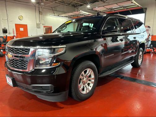 2017 Chevrolet Suburban LT