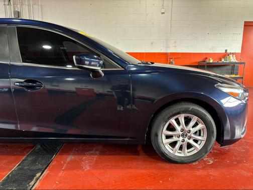 2018 Mazda Mazda3 Sport