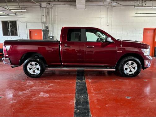 Delmonico Red Pearlcoat 2019 RAM 1500 SLT