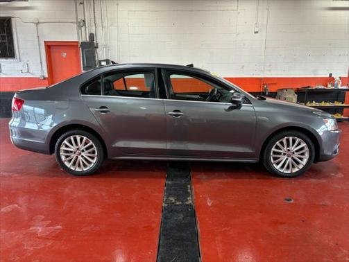 2012 Volkswagen Jetta SEL