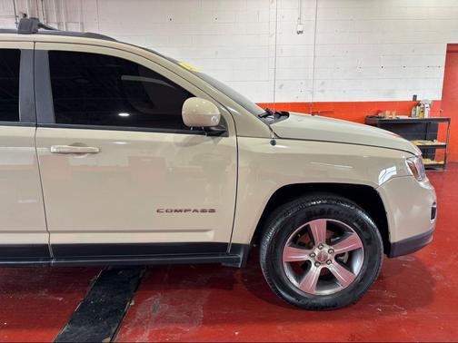 Mojave Sand Clearcoat 2016 Jeep Compass High Altitude