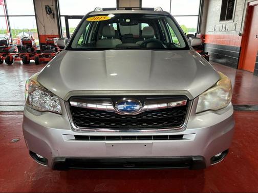 Ice Silver Metallic 2015 Subaru Forester 2.5i Limited