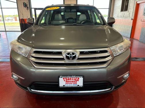 2012 Toyota Highlander SE
