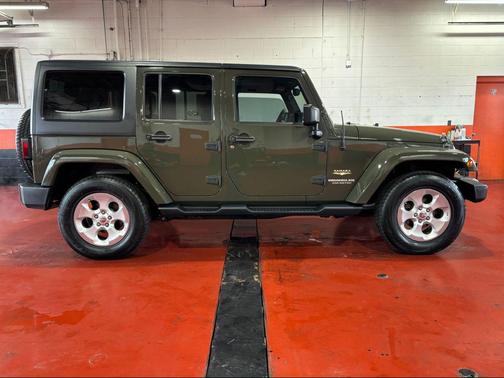 2015 Jeep Wrangler Unlimited Sahara