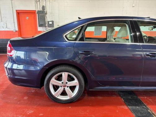 2013 Volkswagen Passat 2.5 SE