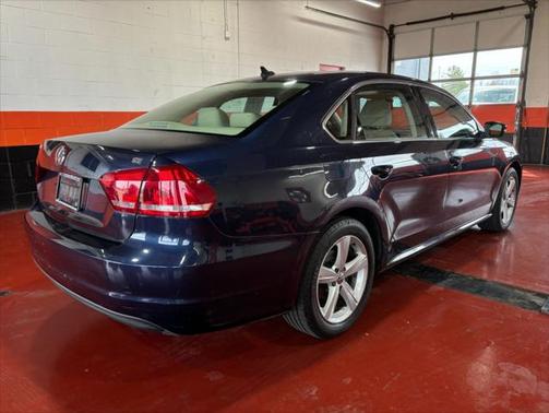 2013 Volkswagen Passat 2.5 SE