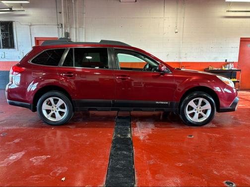 2014 Subaru Outback 2.5i Premium