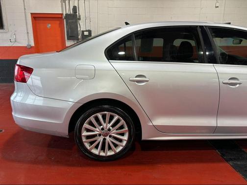 2012 Volkswagen Jetta SEL