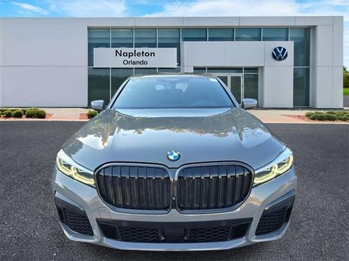 2022 BMW 750 750i xDrive