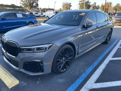 2022 BMW 750 750i xDrive