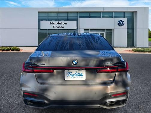 2022 BMW 750 750i xDrive