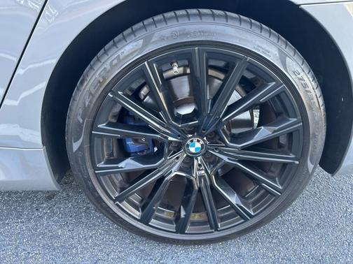 2022 BMW 750 750i xDrive