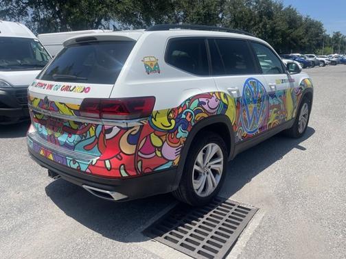 2023 Volkswagen Atlas 3.6L V6 SE w/Technology
