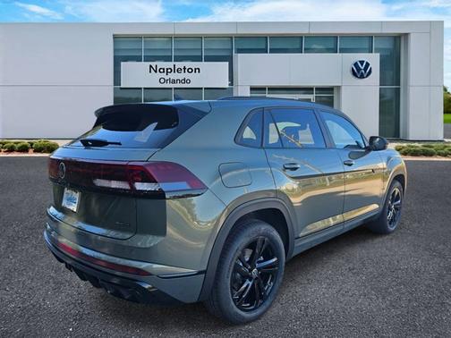 2026 Volkswagen Atlas Cross Sport 2.0T SEL R-Line Black