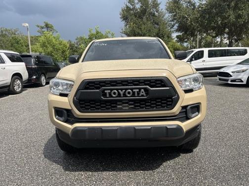 2019 Toyota Tacoma SR
