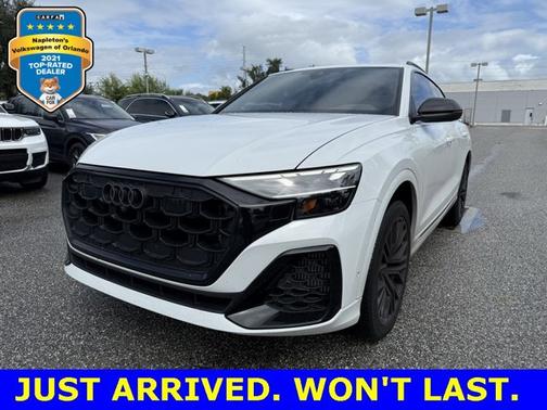 2024 Audi SQ8 Premium Plus