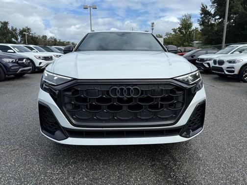 2024 Audi SQ8 Premium Plus