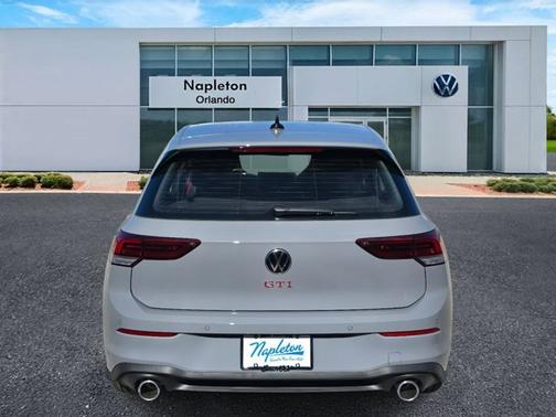 2026 Volkswagen Golf GTI SE