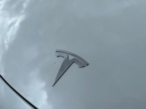 White 2023 Tesla Model 3 Long Range