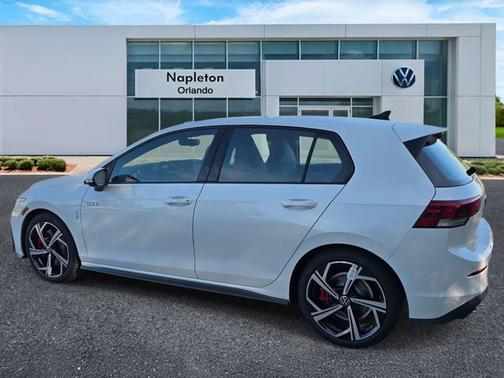 2026 Volkswagen Golf GTI SE