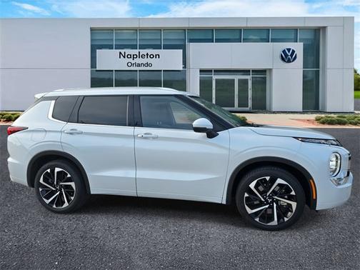 2024 Mitsubishi Outlander SEL