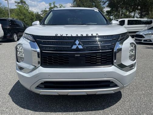 2024 Mitsubishi Outlander SEL